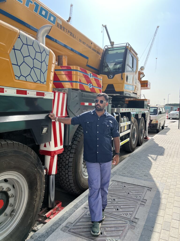 Who should plan to start a business in the UAE in 2026?